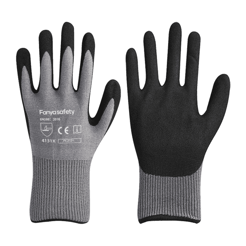 Forro de nailon/spandex de 15G con revestimiento de nitrilo arenoso.