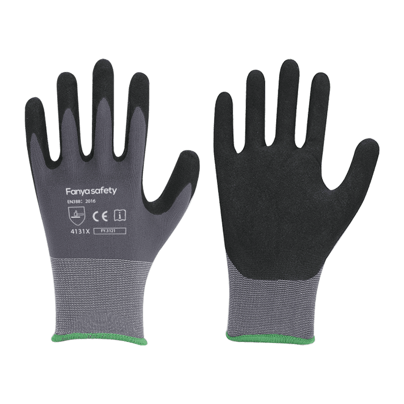 Forro de nailon/spandex de 15G con revestimiento de nitrilo arenoso.